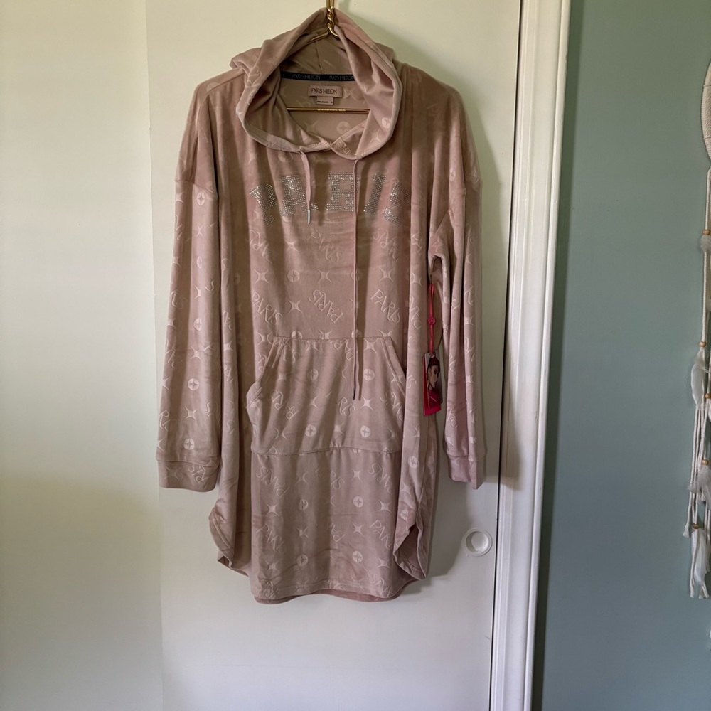 Paris Hilton Light Pink Hooded dress